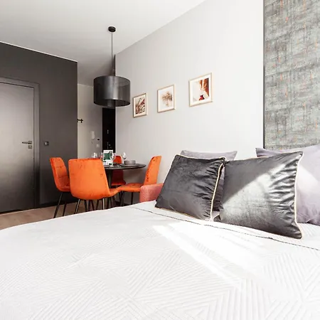 Apartmán Apartly- Garden Ii Z Prywatnym Ogrodem W Centrum &widok *